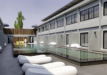S Ratchada Hotel