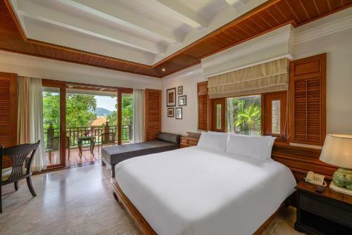 Hotel Thavorn Beach Village Resort & Spa Phuket