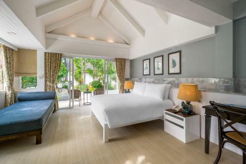 Hotel Thavorn Beach Village Resort & Spa Phuket