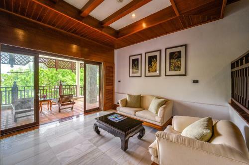 Hotel Thavorn Beach Village Resort & Spa Phuket