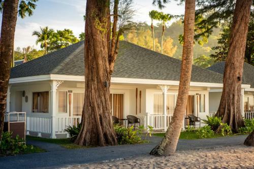 Hotel Thavorn Beach Village Resort & Spa Phuket