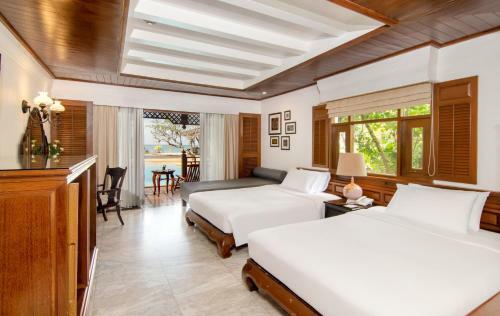 Hotel Thavorn Beach Village Resort & Spa Phuket
