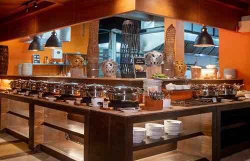 Hotel Thavorn Beach Village Resort & Spa Phuket