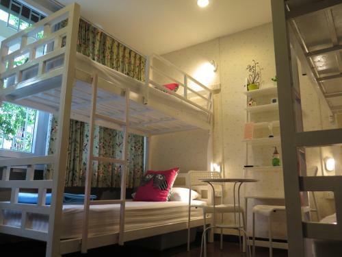 I-sleep Silom Hostel