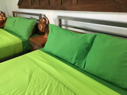 Taosha Suites Hotel
