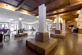 Hotel Kamala Beach Resort, A Sunprime Resort