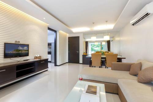 Aparthotel The Regent Kamala Phuket Hotel