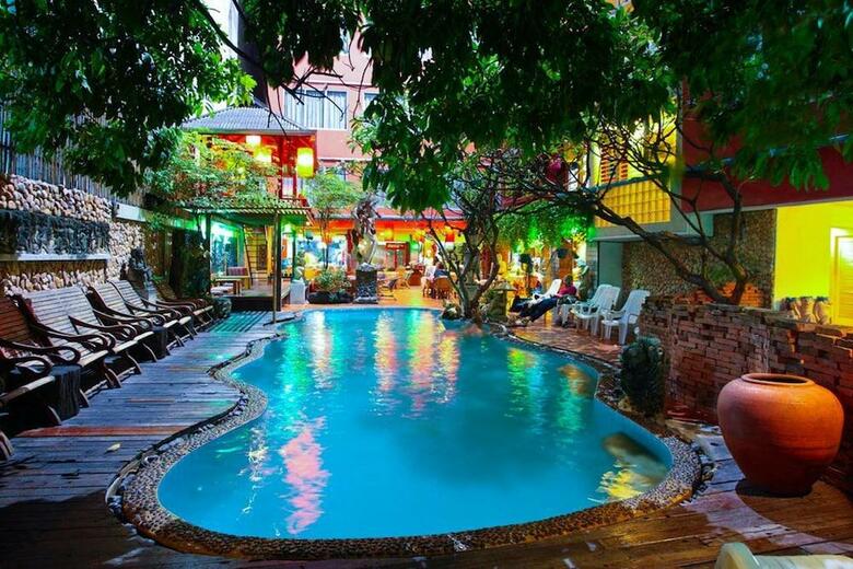 Albergue Sakul House