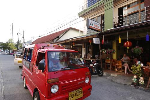 Albergue Baan Kamala Backpacker