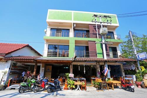 Albergue Baan Kamala Backpacker