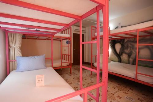 Albergue Baan Kamala Backpacker