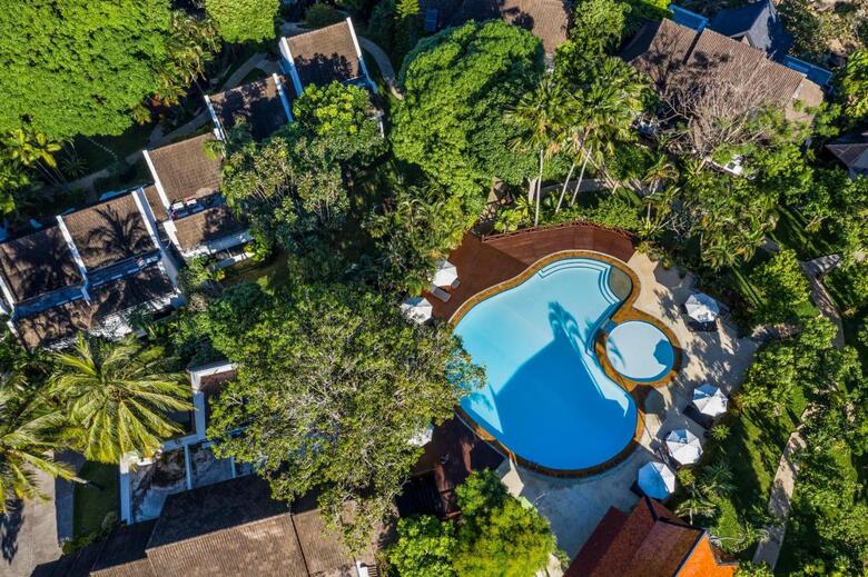 Hotel Kamala Beach Estate