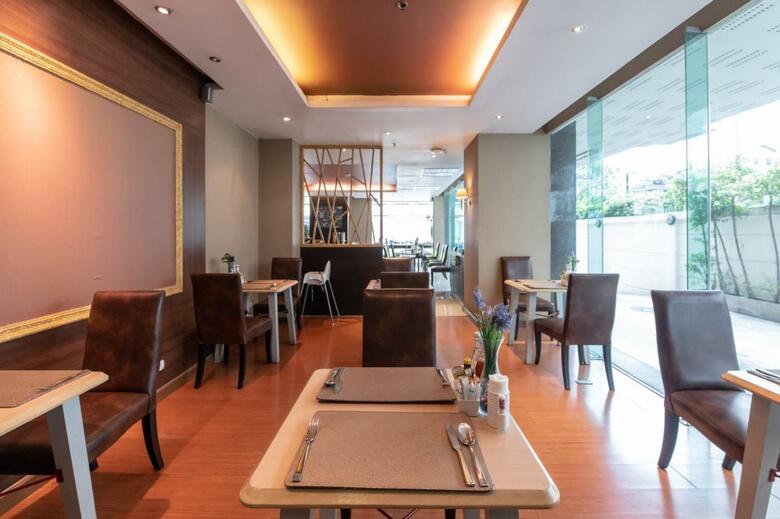 Hotel Admiral Premier Bangkok By Compass Hospitality