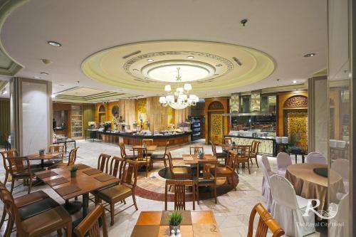 The Royal City Hotel