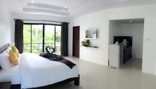 The Seashore Kamala Service Apartment