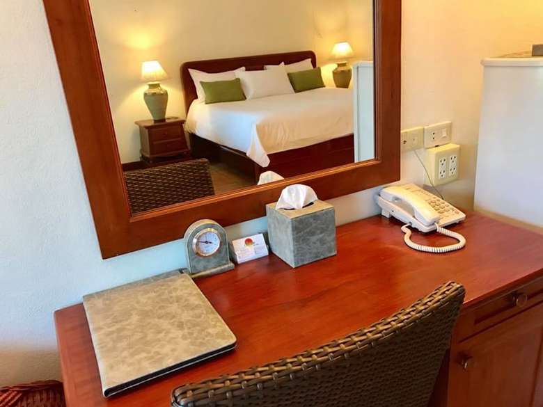 Posada Surin Bay Inn