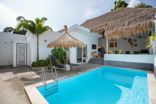 Eden Beach Villas