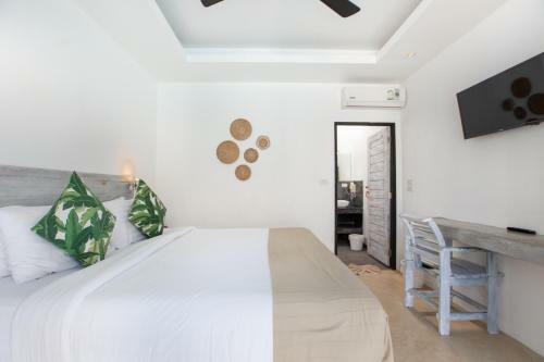 Eden Beach Villas