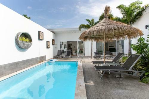 Eden Beach Villas