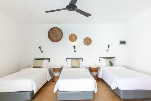 Eden Beach Villas