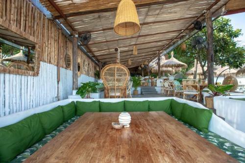 Eden Beach Villas