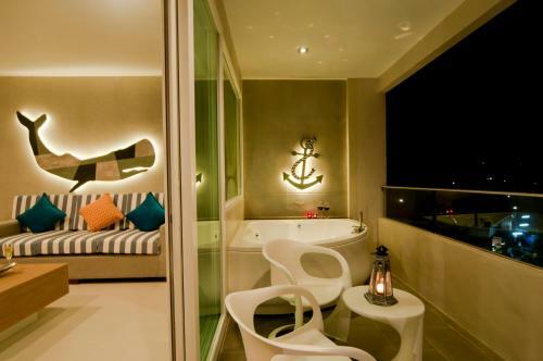 Ratana Apart Hotel ,kamala