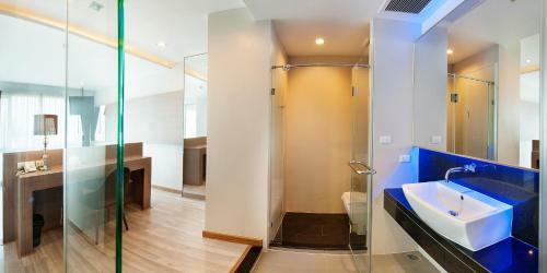 Ratana Apart Hotel ,kamala