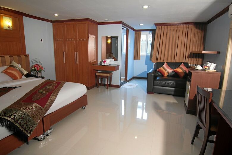 Hotel Sky Suites