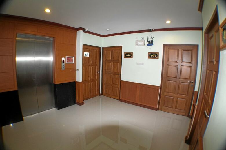 Hotel Sky Suites