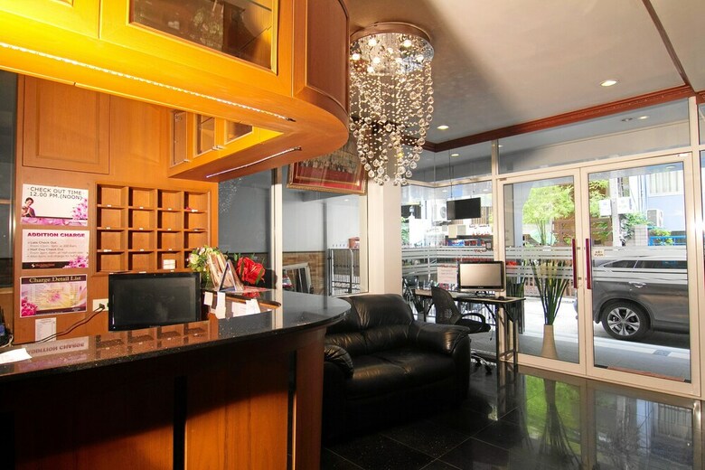 Hotel Sky Suites