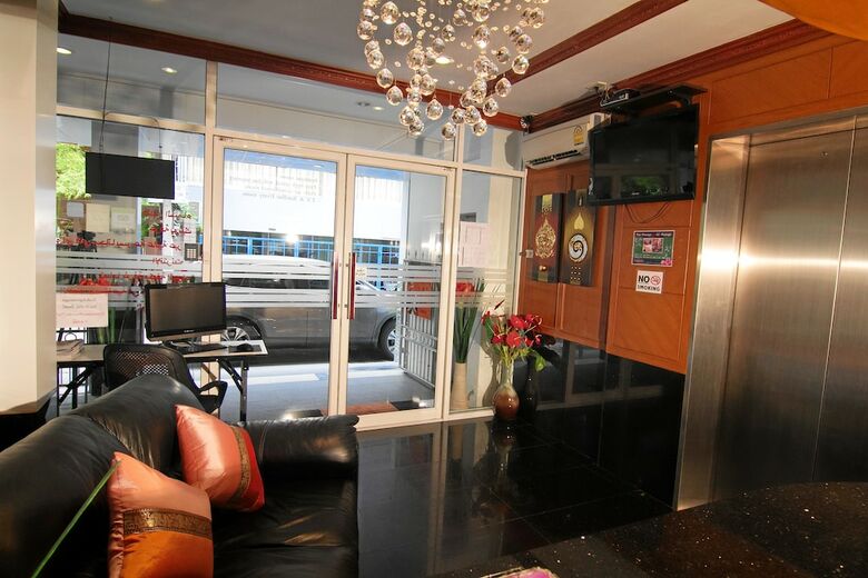 Hotel Sky Suites