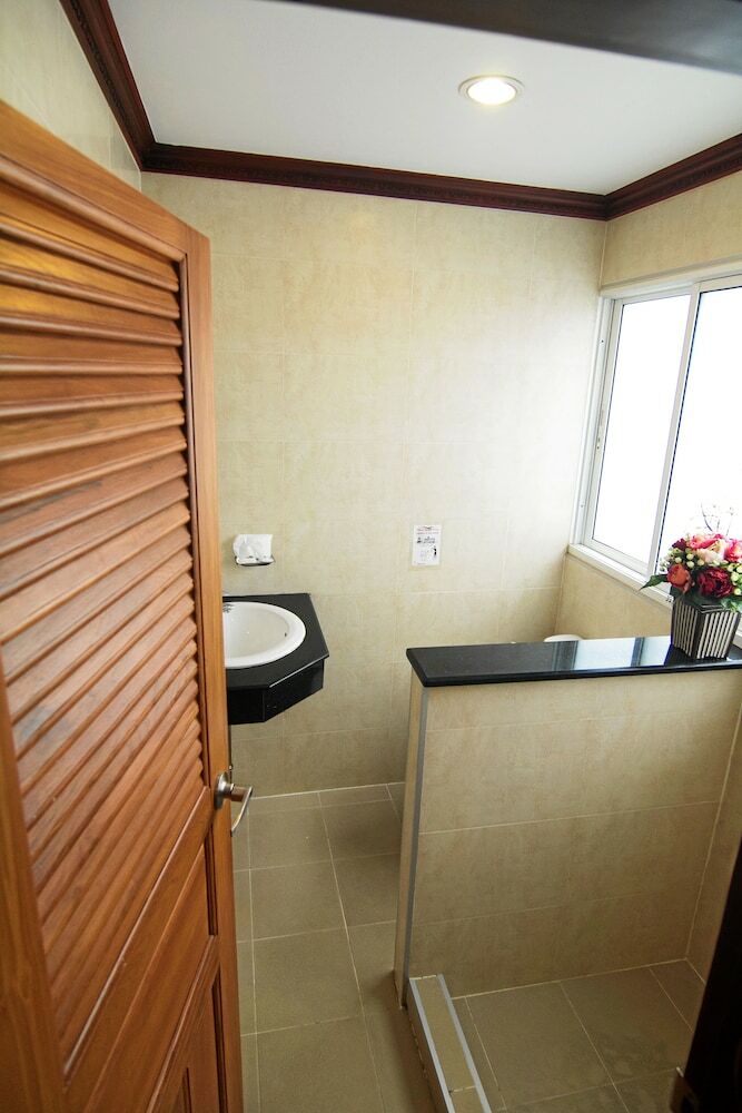Hotel Sky Suites
