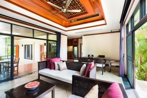 Baan Buah Pool Villa Nai Harn
