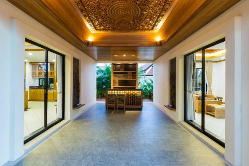 Baan Buah Pool Villa Nai Harn