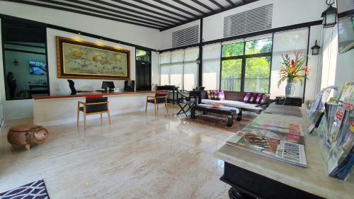 Baan Buah Pool Villa Nai Harn