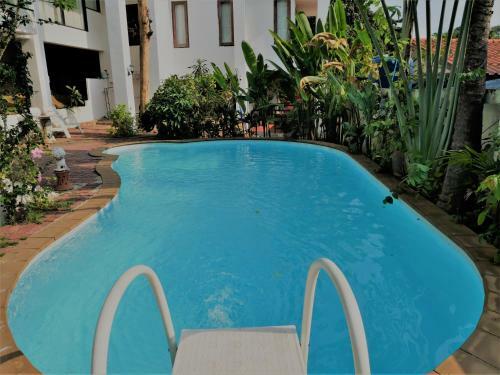 Hotel Sunset Inn