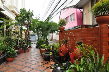 Sathorn Saint View Serviced Apartment