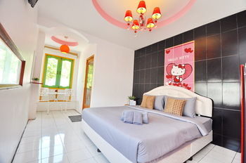 Sidewalk Boutique Hotel