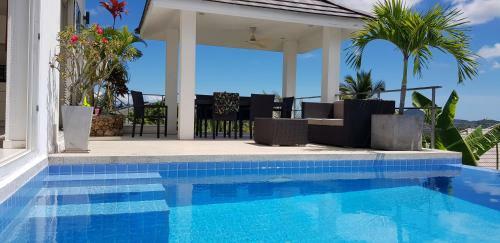 Paradise Island Villa
