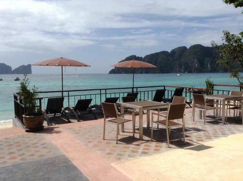 Hotel Phi Phi Long Beach Resort & Villa