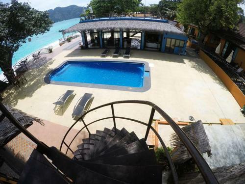 Hotel Phi Phi Long Beach Resort & Villa