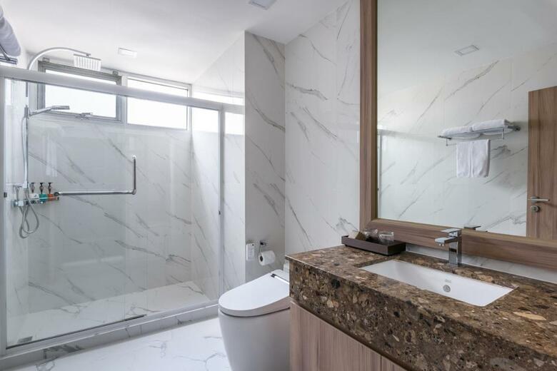 Hotel Adelphi Grande Sukhumvit By Compass Hospitality