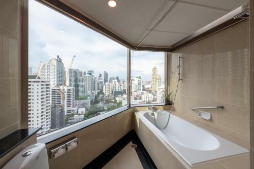 Jasmine City Hotel