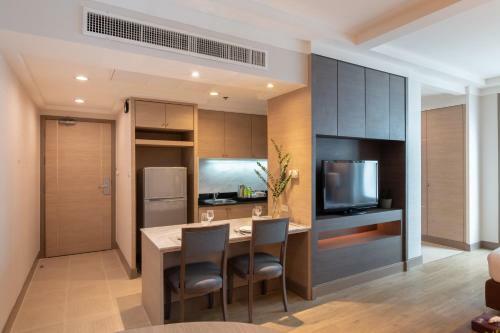 Jasmine City Hotel