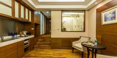 Jasmine City Hotel