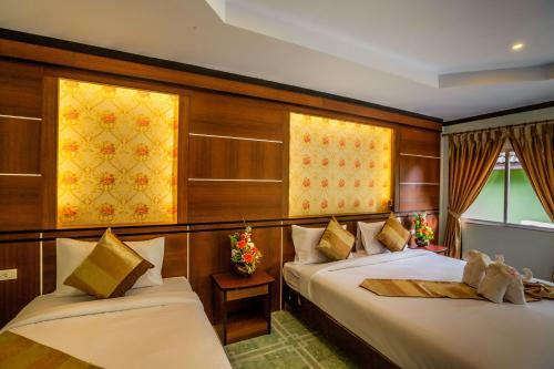 Hotel Phi Phi Andaman Beach Resort