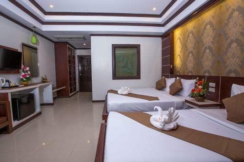 Hotel Phi Phi Andaman Beach Resort
