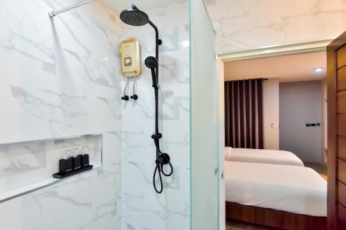 Hotel Phi Phi Andaman Beach Resort