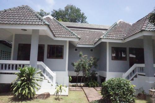 Hotel Phi Phi Andaman Beach Resort