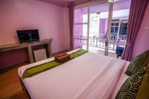 Hotel Phi Phi Don Chukit Resort